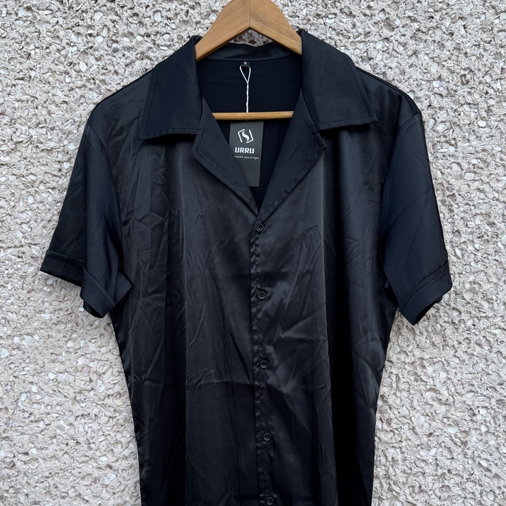 Classic Black Short Sleeve Silky Pajama Top NWT